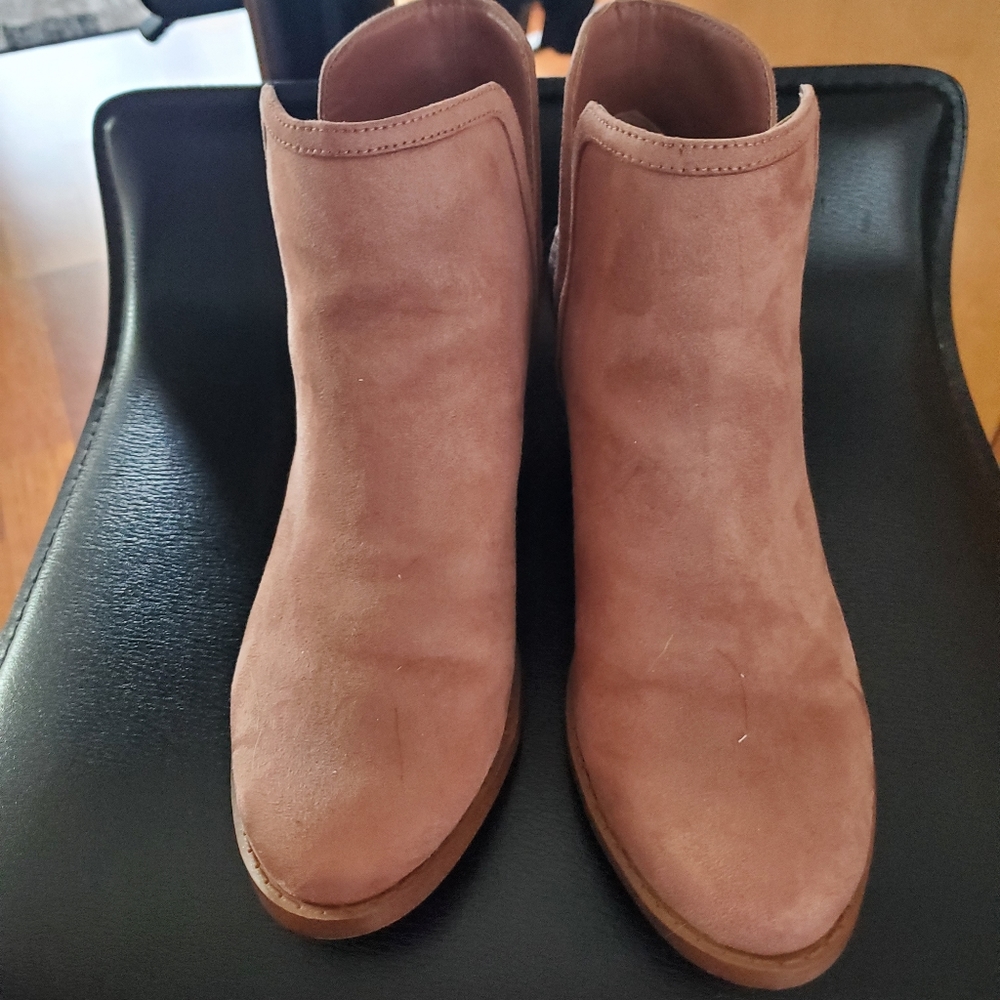 Pink booties